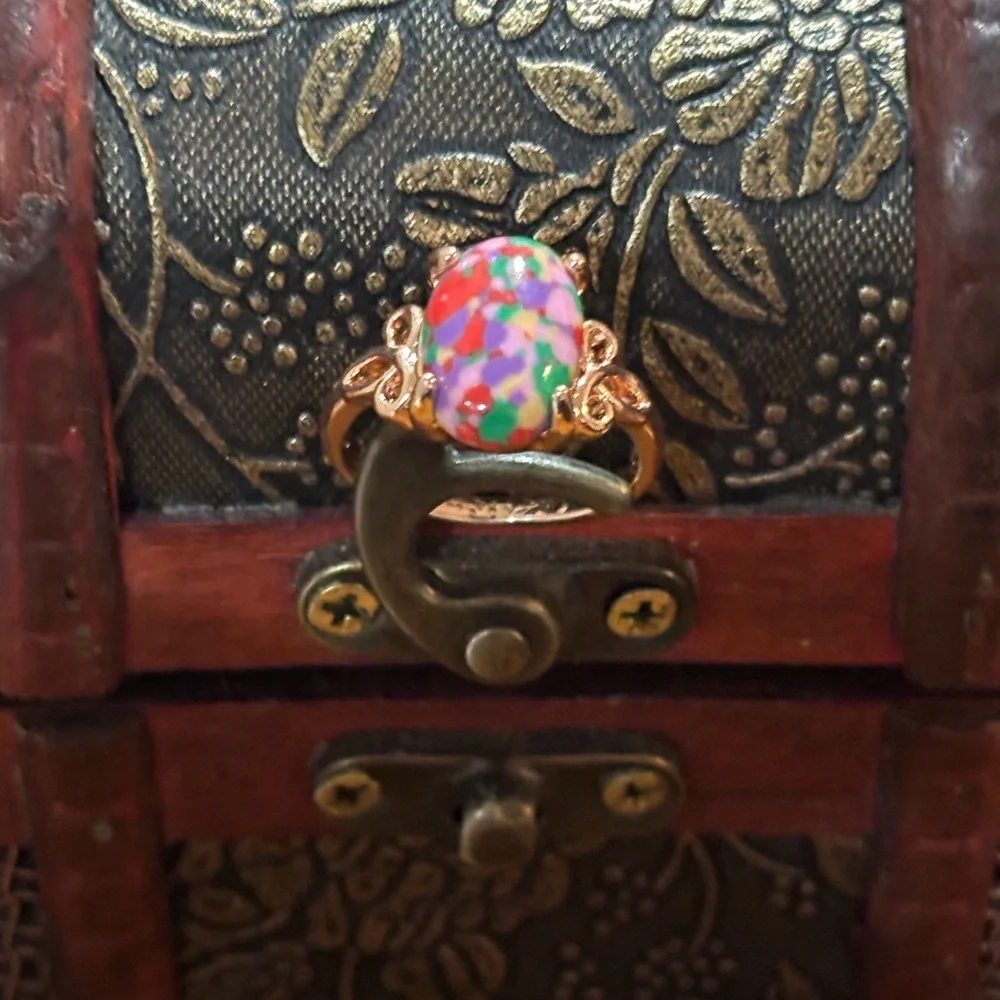 Unique Rings - Picture 6 of 10